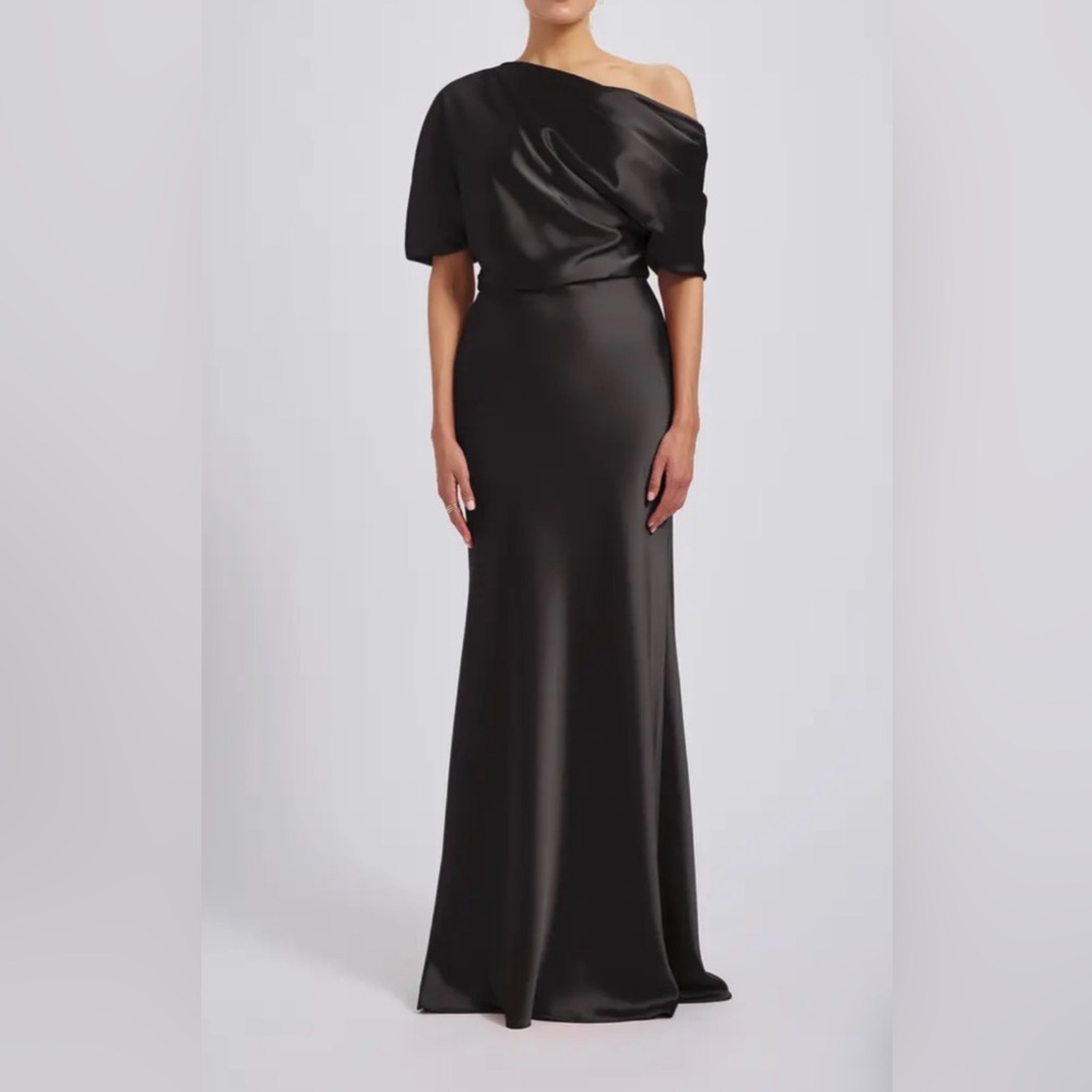 Amsale The Slouch Dress in Black *SOLD OUT*